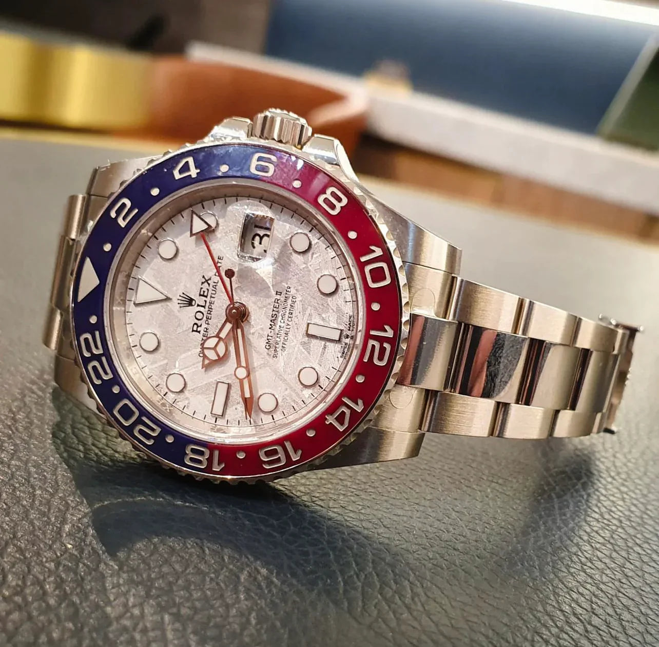 ROLEX GMT MASTER II PEPSI MÉTÉORITE