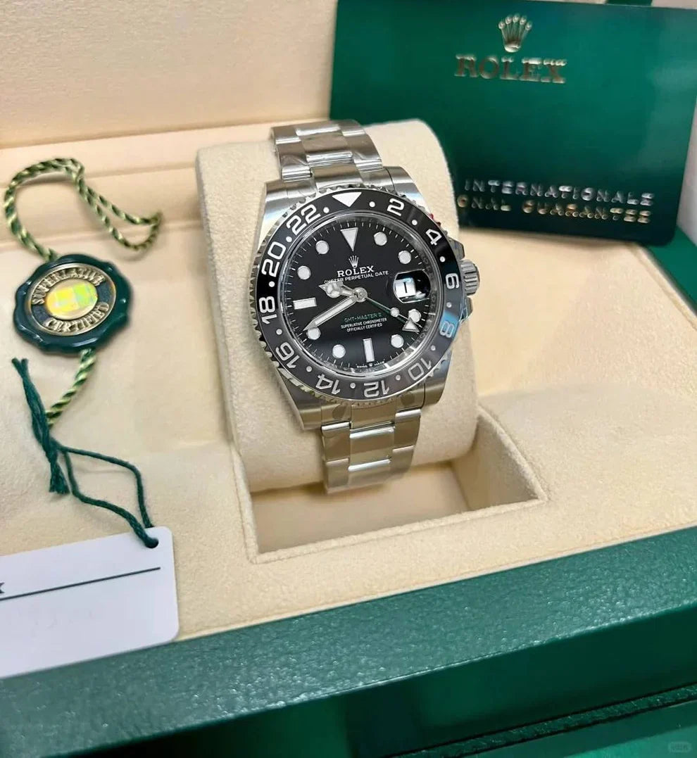 GMT Master II 126710GRN avec lunette Gris-Noir