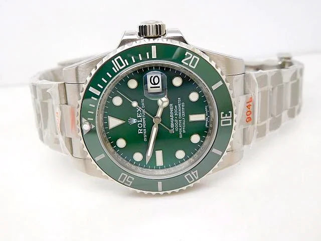 SUBMARINER HULK 116610LV