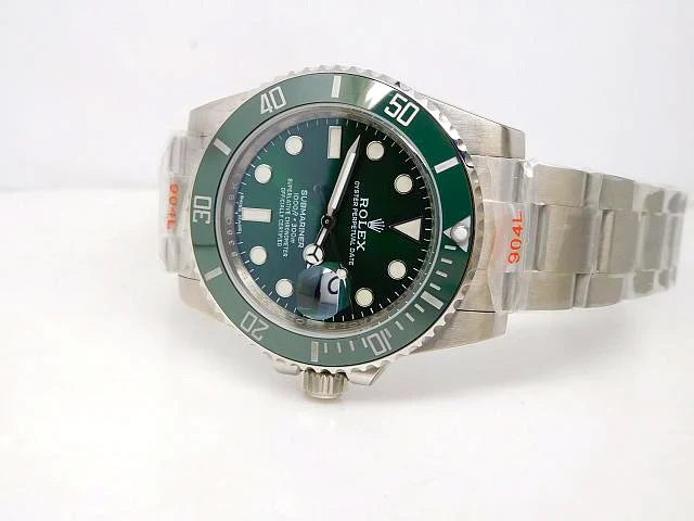 SUBMARINER HULK 116610LV