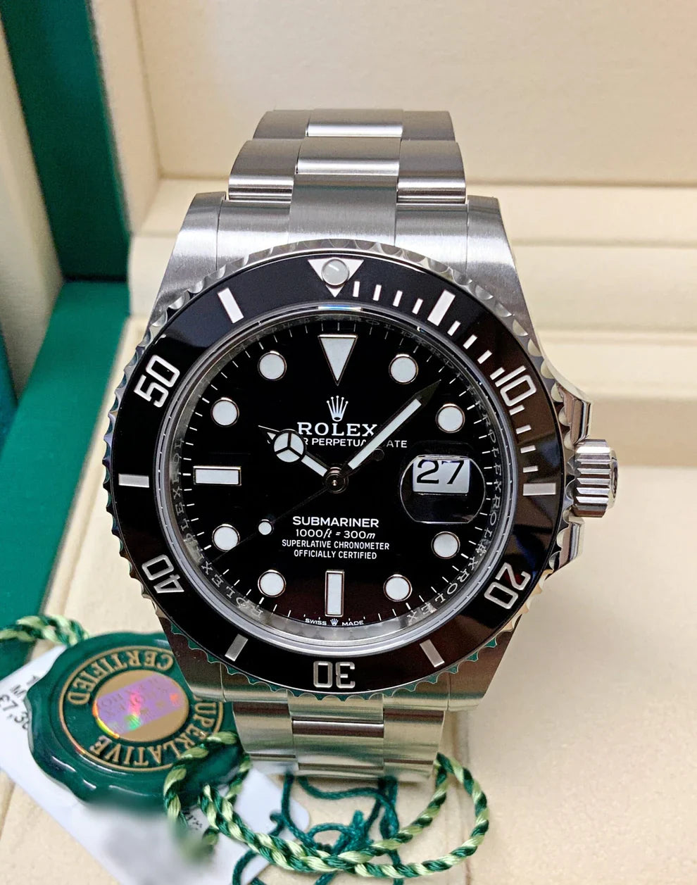 SUBMARINER Black Dial 126610 LN